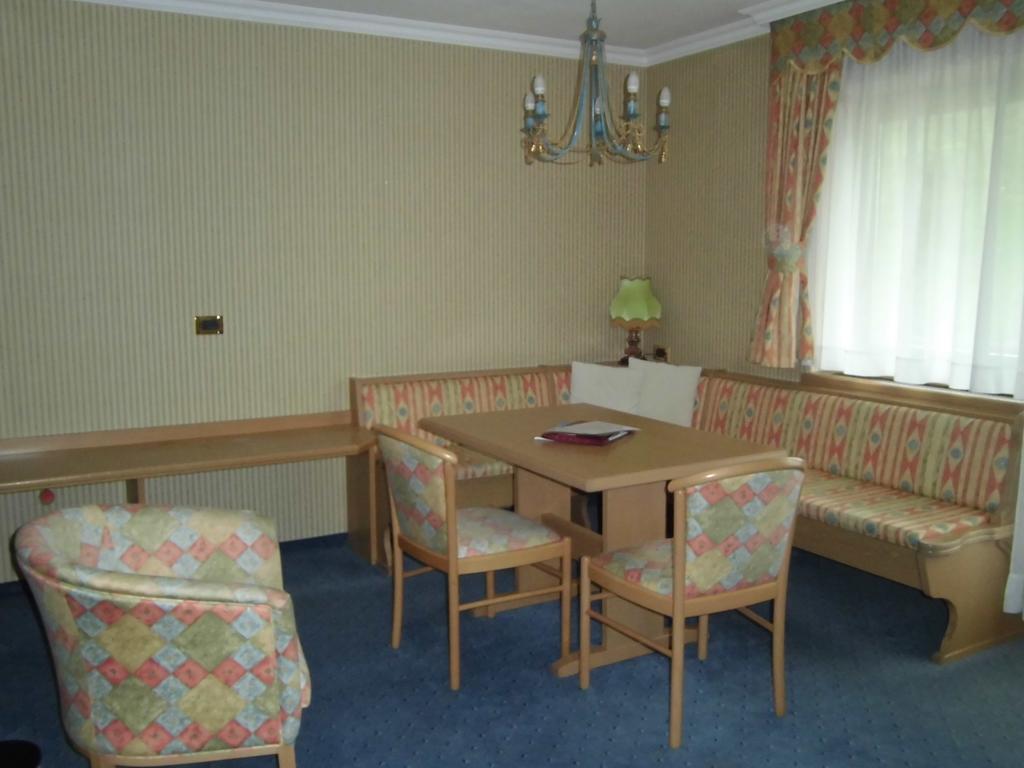 Hotel Evaldo Arabba Ruang foto