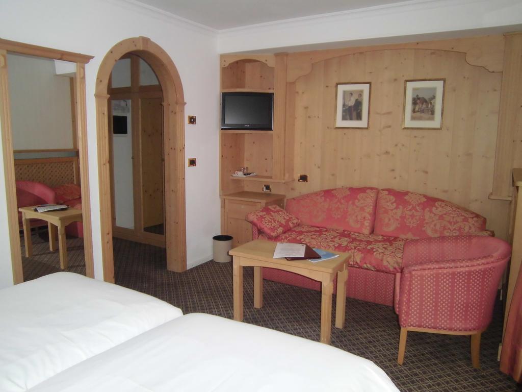 Hotel Evaldo Arabba Ruang foto