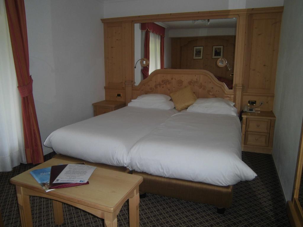 Hotel Evaldo Arabba Ruang foto